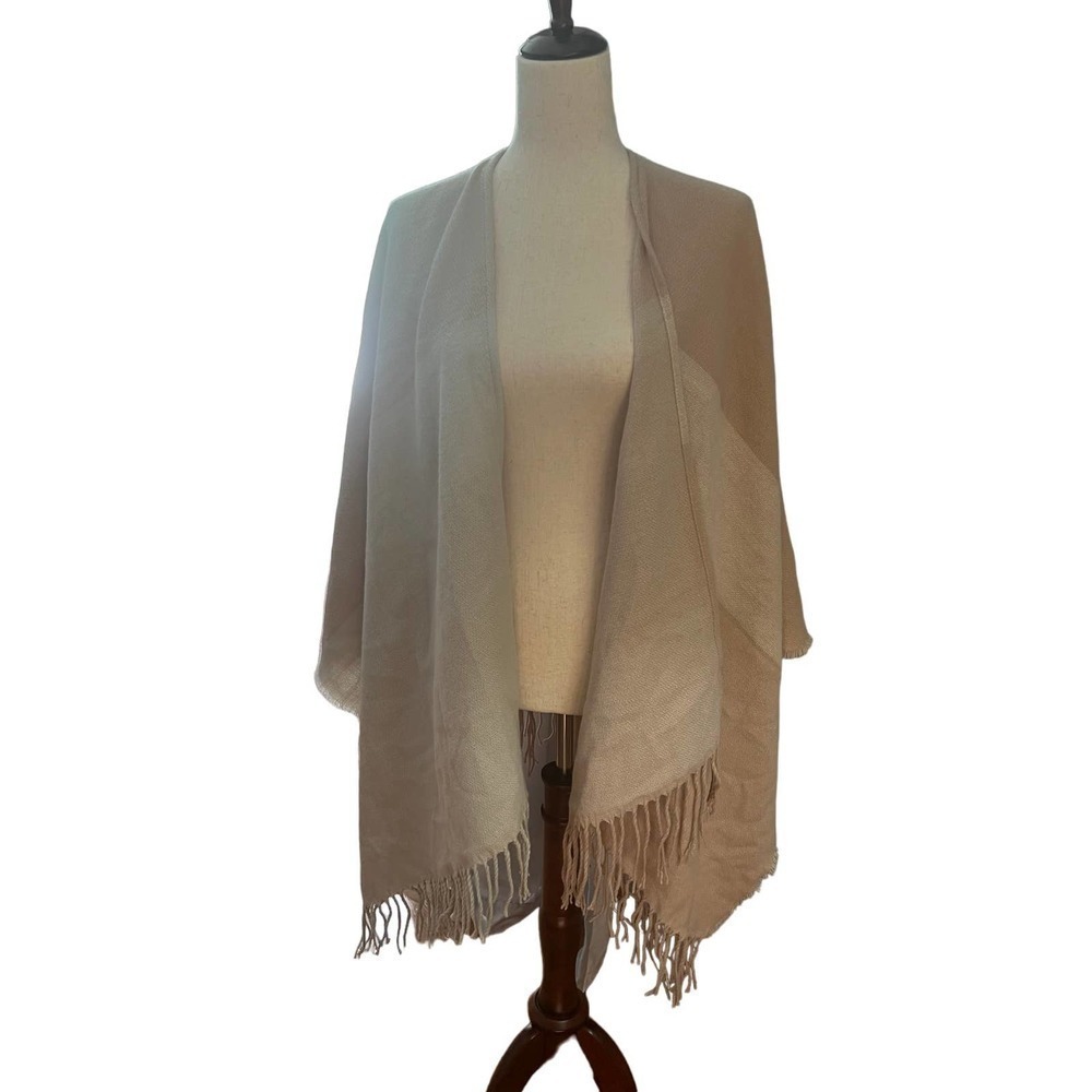 SOIA & KYO Pink & Cream Blanket Scarf with Fringe, OS